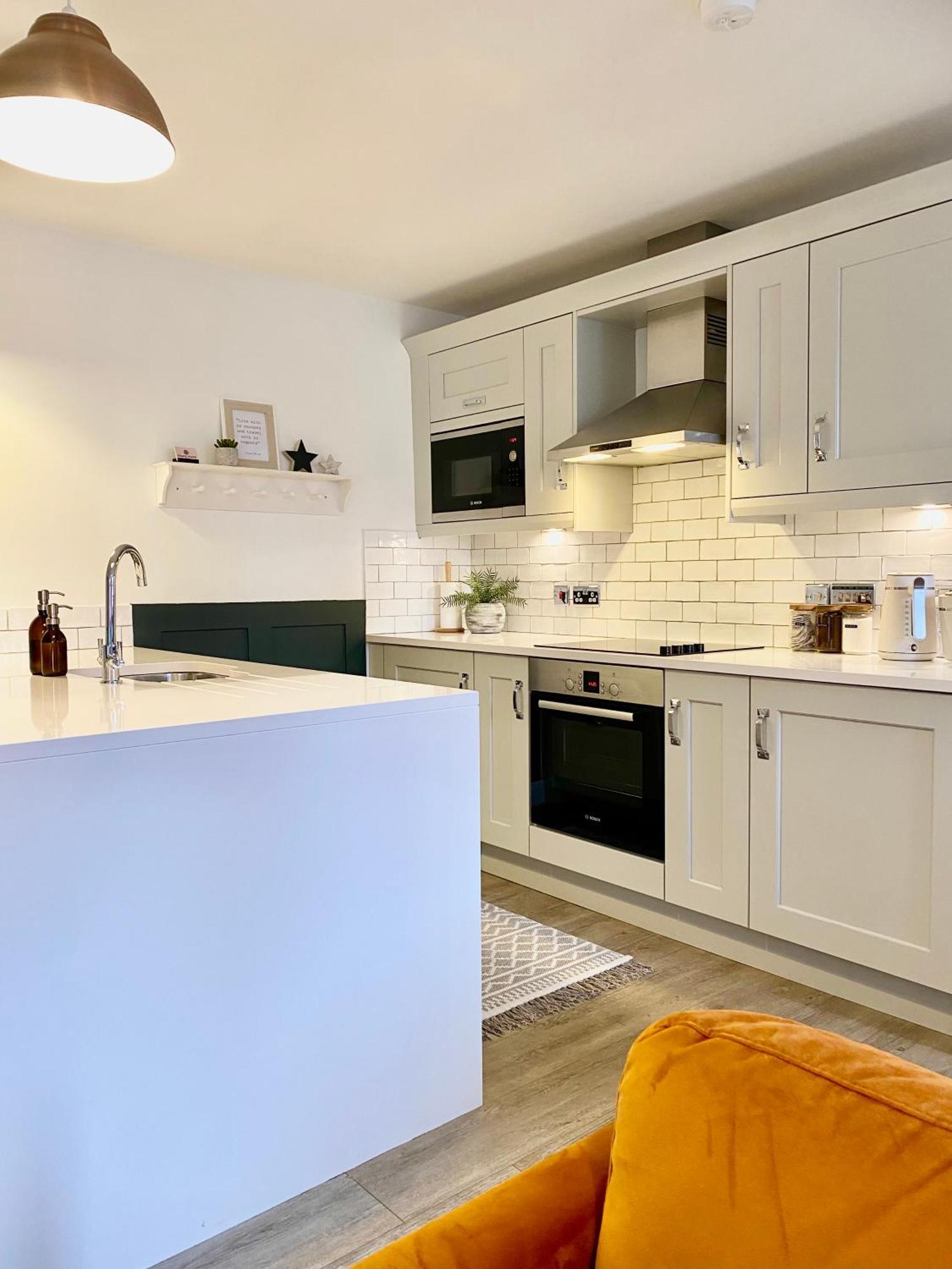 Boutique Chapel Apartment Within City Walls Chester Zewnętrze zdjęcie