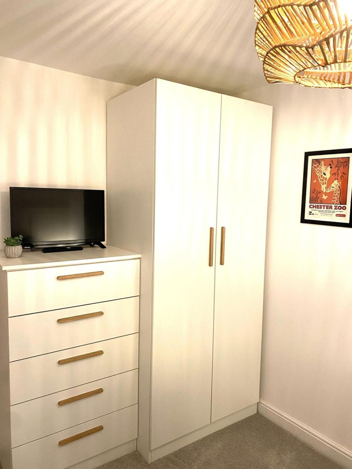 Boutique Chapel Apartment Within City Walls Chester Zewnętrze zdjęcie